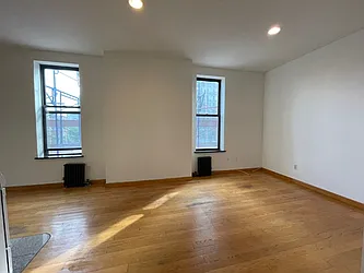 Rented by Best Apartments North Inc