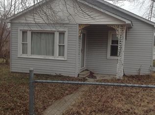 1517 W Adams St, Herrin, IL 62948