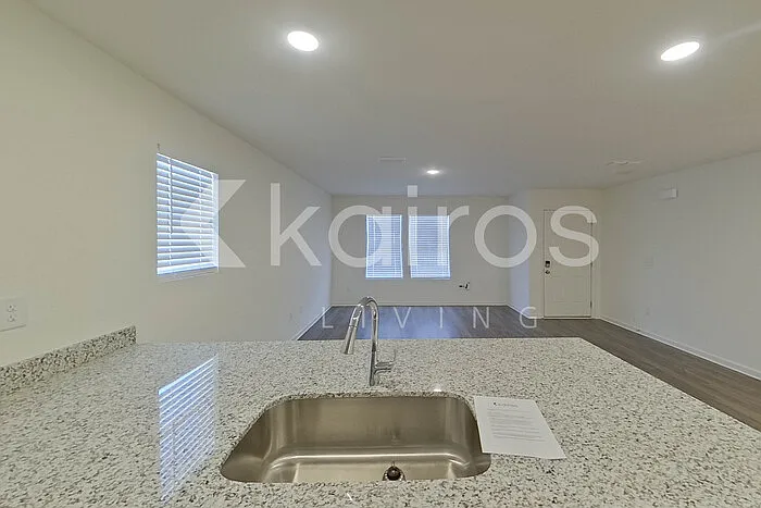 187 Lochwolde Dr — Photo 6