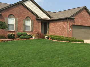 56639 Winding Creek Dr, Macomb, MI