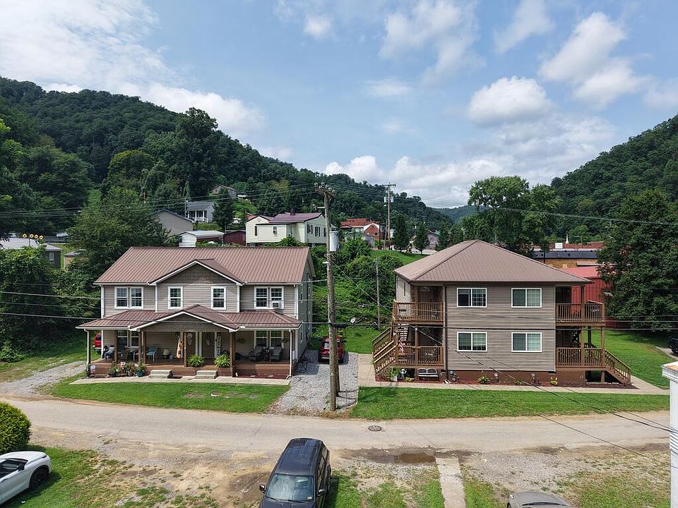 1st image of 100 Riverside Dr