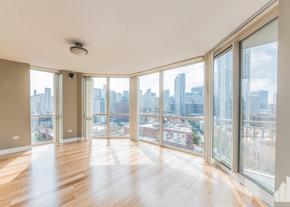 1st image of 645 N Kingsbury St APT 1808