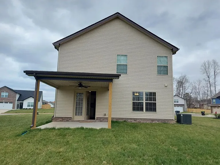 522 Burgess Ct — Photo 19