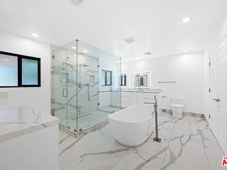 17449 Sumiya Dr — Photo 39