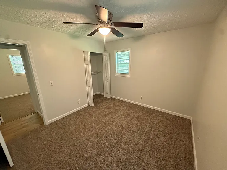 645 Westview Ave — Photo 16