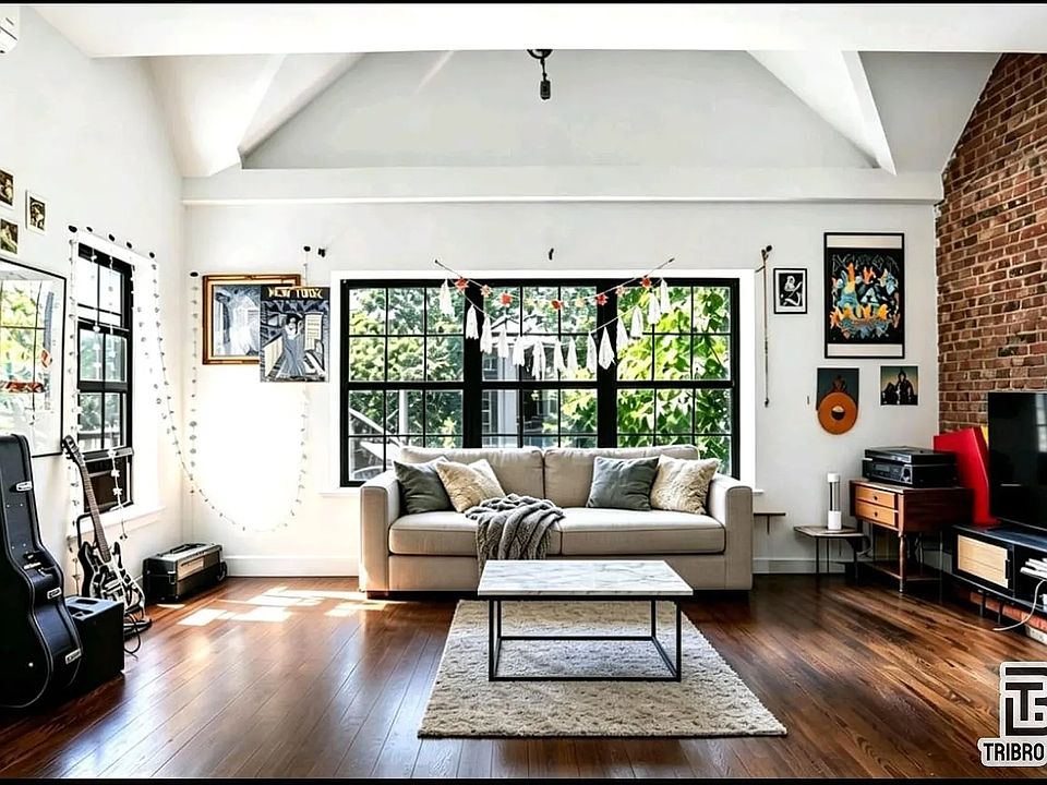 1st image of 3502 Clarendon Rd #2A