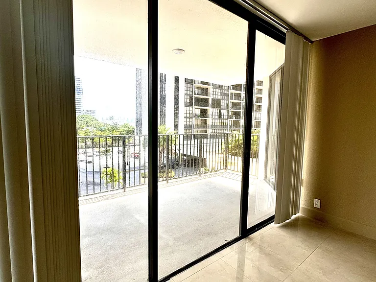 1901 Brickell Ave #B512 — Photo 30