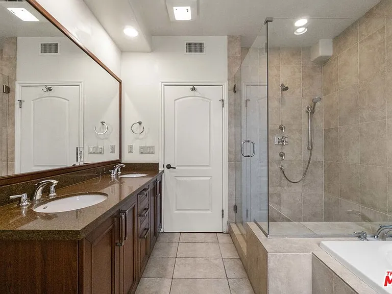 10765 Wilkins Ave #3 — Photo 7