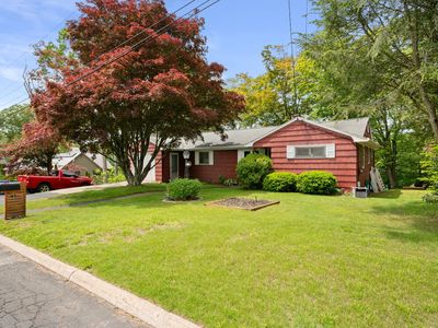 41 Wintergreen Drive, Quaker Hill, CT, 06375
