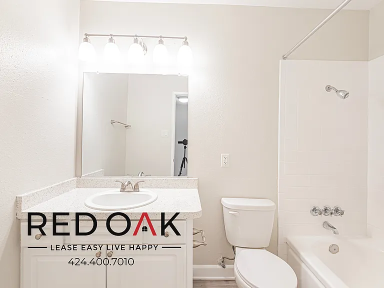 151 Drake St #23B — Photo 20