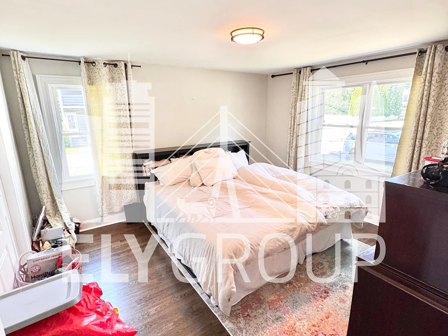 4 bed, 2580 sqft, $3,500 — Photo 3