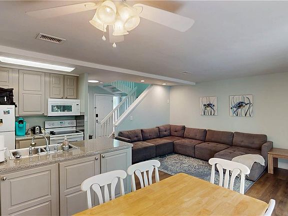 2nd image of 1175 N Beachview Dr #204