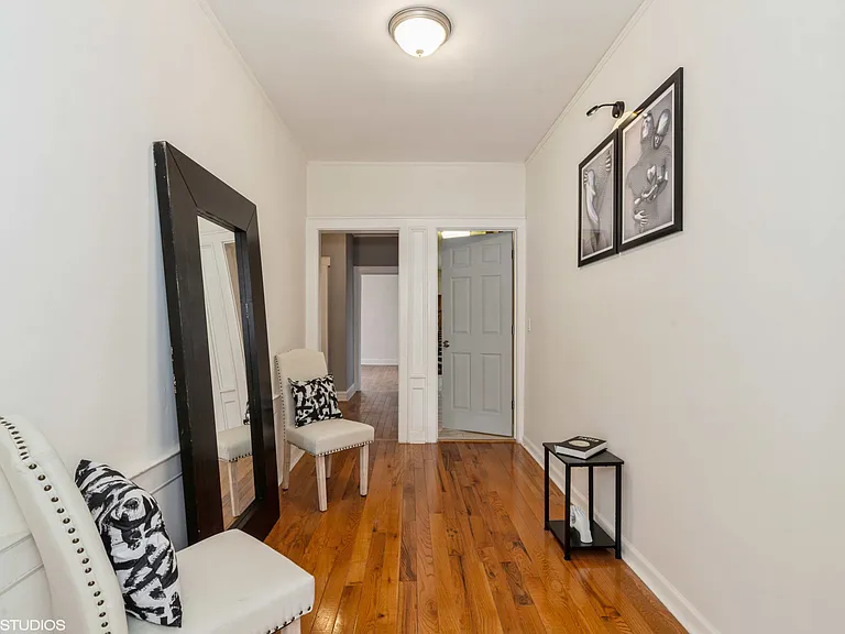 41-43 Poe Ave — Photo 19