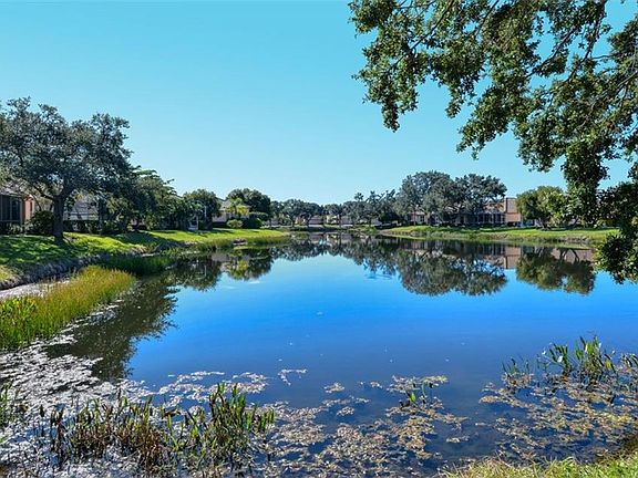 5th image of 7137 Del Lago Dr