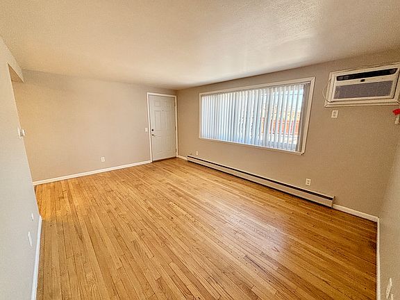 3rd image of 1174 Petra Pl APT 5