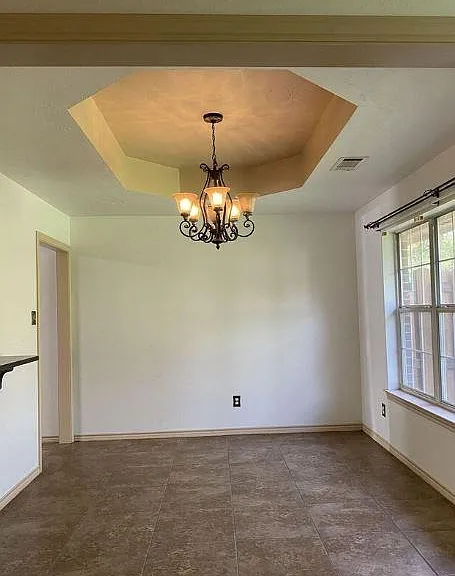 1403 Kernstown Ln — Photo 2