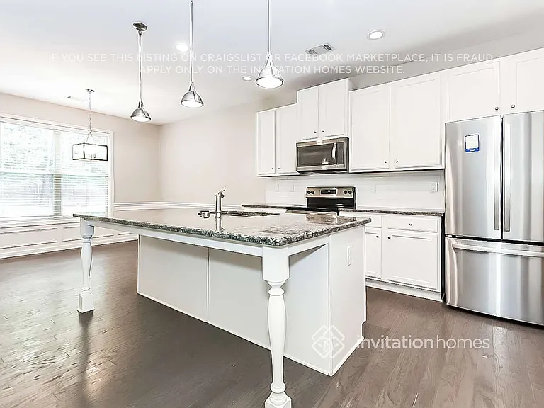 2175 Black Pebble Cir — Photo 7