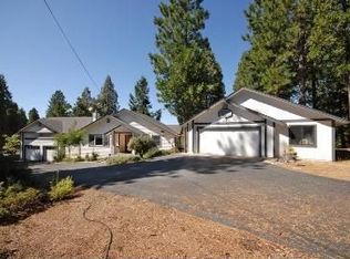 5881 Lynx Trl, Pollock Pines, CA 95726