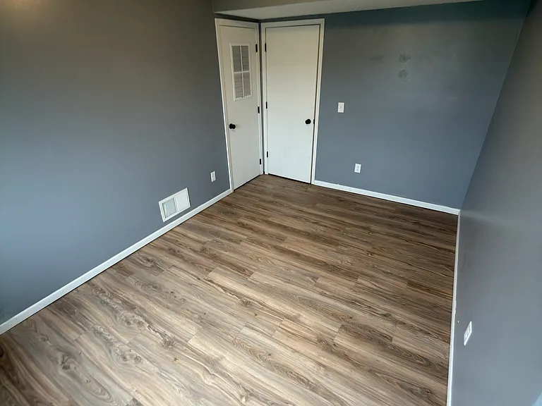 109 Main St NW #109 — Photo 11