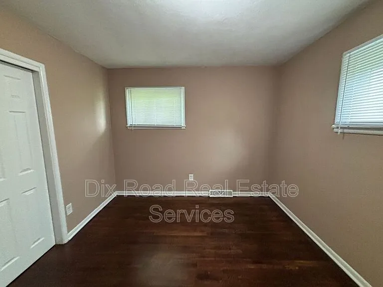 4984 State Route 122 — Photo 18