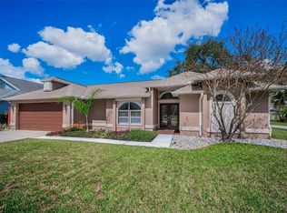 3097 Robinwood Ln, Palm Harbor, FL 34684
