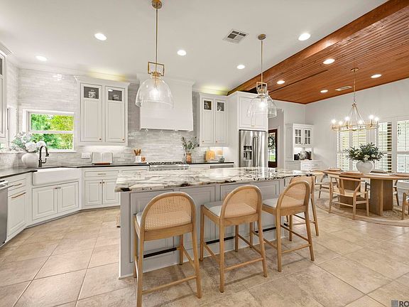 4th image of 29403 Greenwell Springs Rd