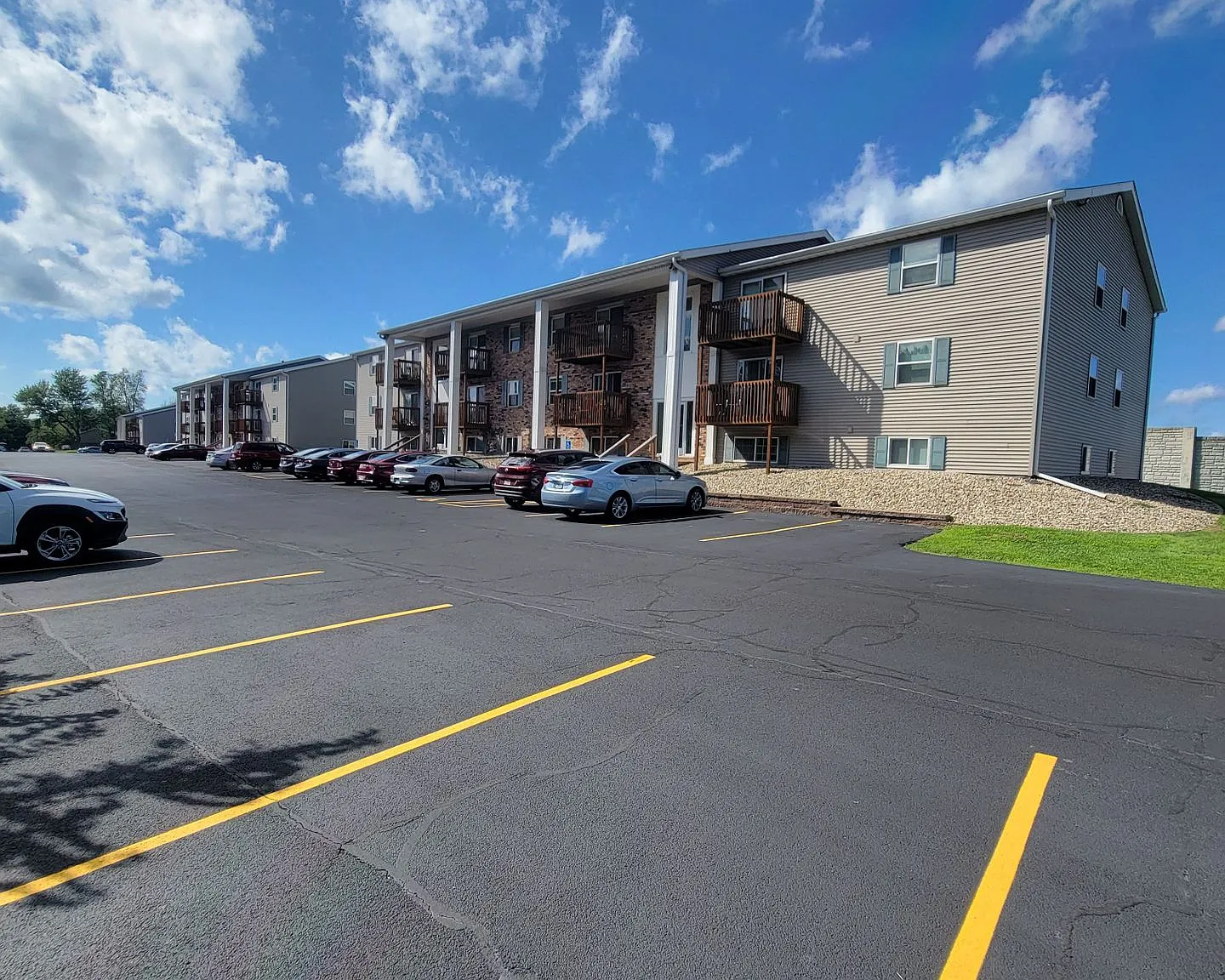 Westporte Apartments — Photo 1