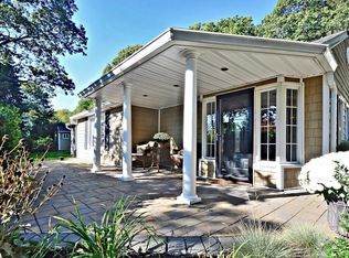 26 Piermont Ct, Melville, NY 11747
