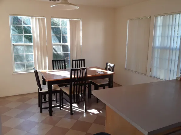 2700 Sycamore Ln, Davis, CA 95616