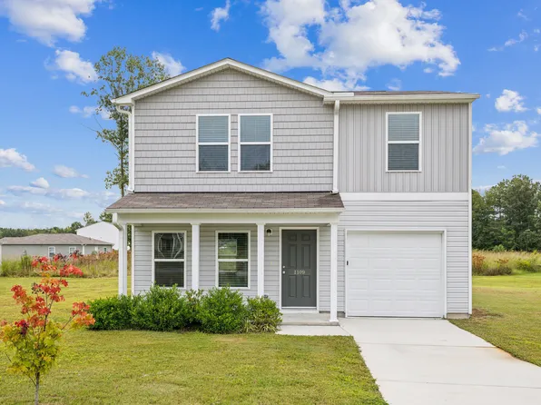 1109 Hope Farm Dr, Tarboro, NC 27886