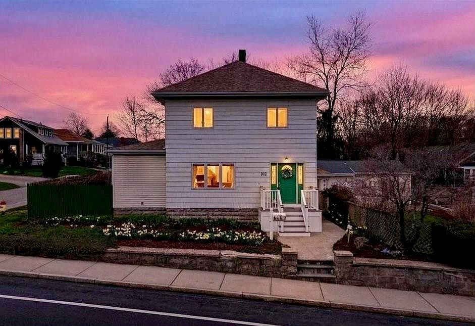 1st image of 102 Willett Ave