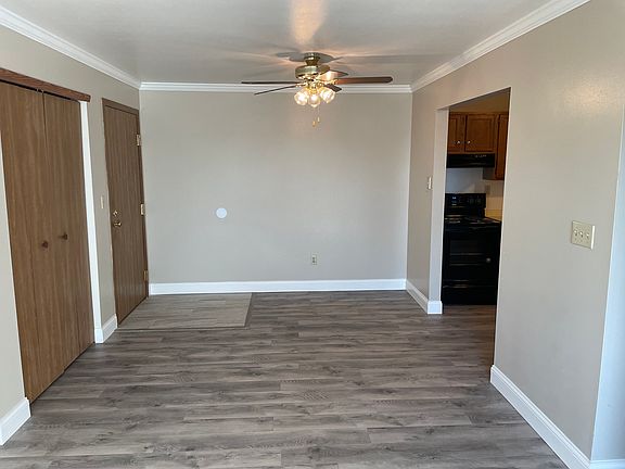 4th image of 2030 Chateau Ct #21