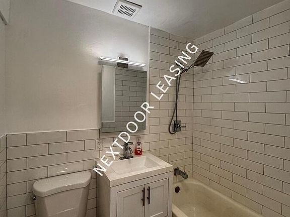 3rd image of 8 Catherine Ct #1BM