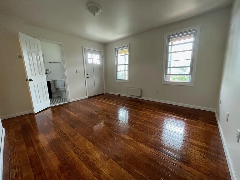 84 Mearns Ave #2-1 — Photo 4