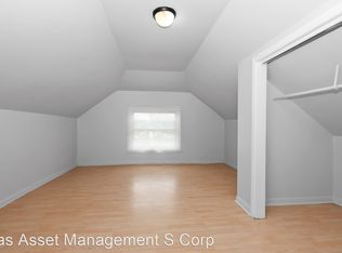 8953 S Elizabeth St, Chicago, IL 60620