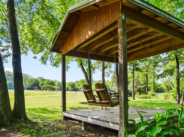 29 Roger Monk Rd, Petersburg, TN 37144