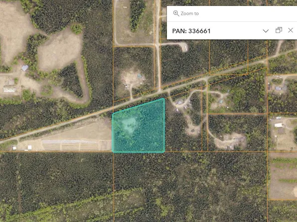 99712 Snow Leopard Dr, Fairbanks, AK 99712