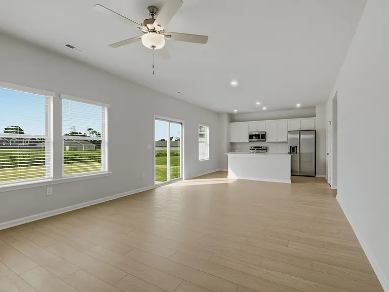 165 Labrador Ln — Photo 13