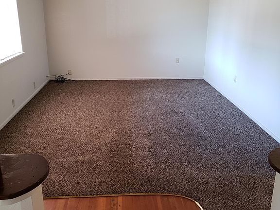 5th image of 518 S Veach Ave