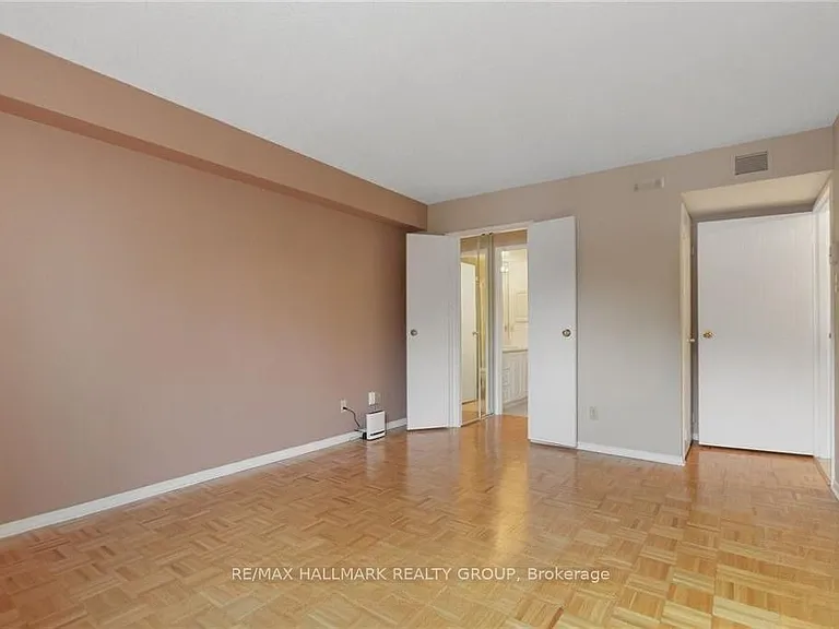 1705 Playfair Dr #212 — Photo 12