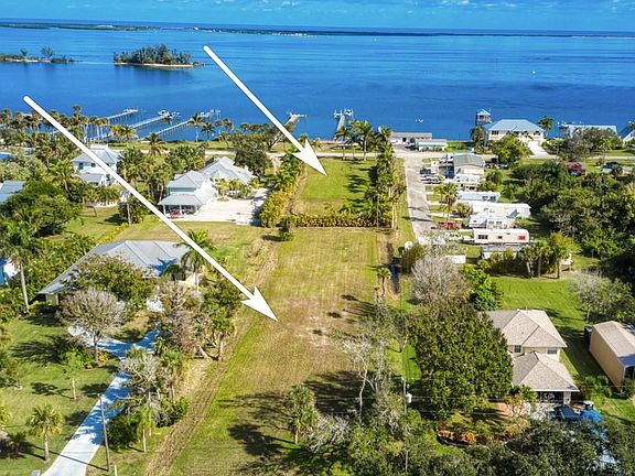 3rd image of 13405 N Indian River Dr
