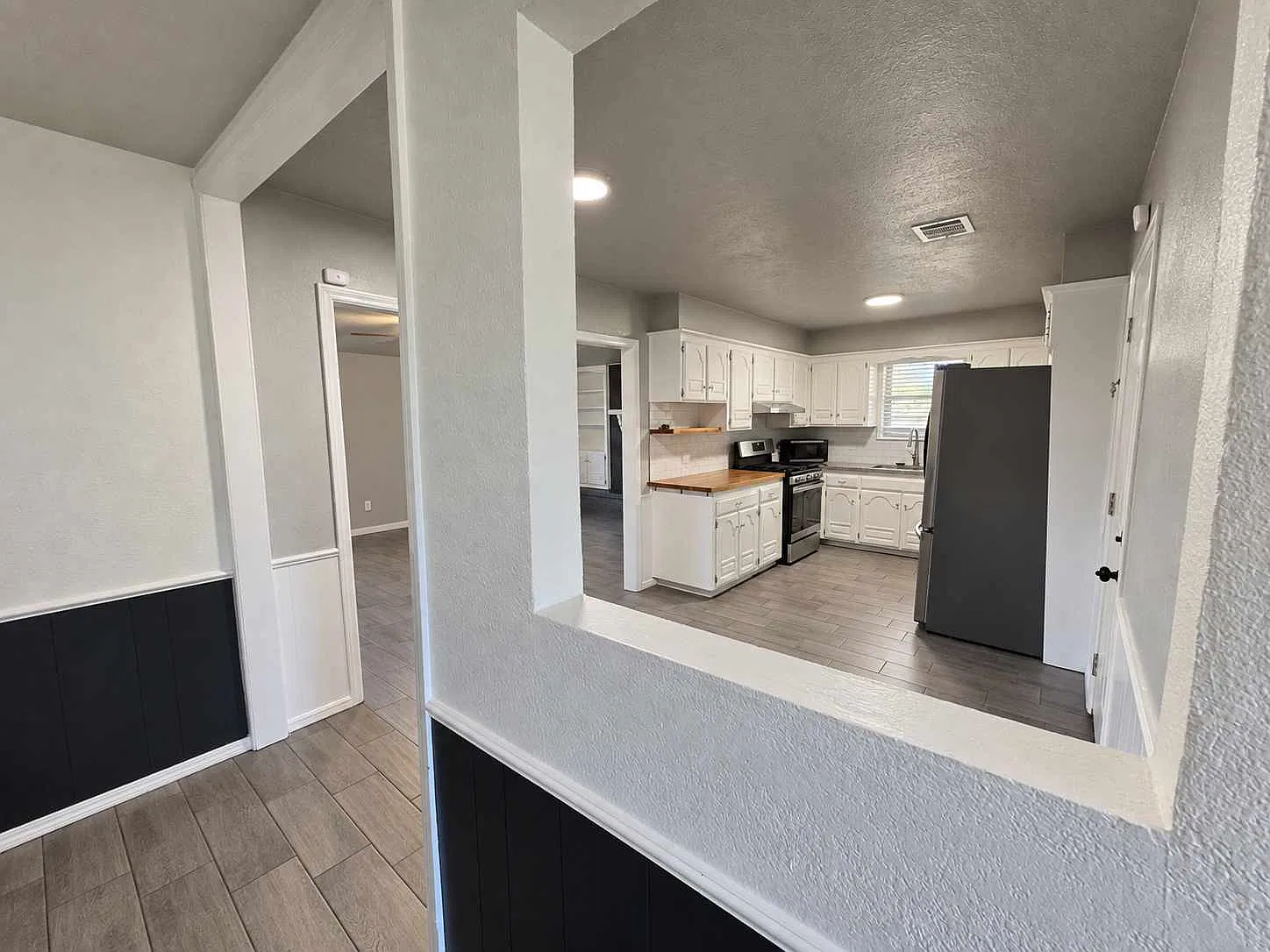 3 bed, 1355 sqft, $1,700 — Photo 4