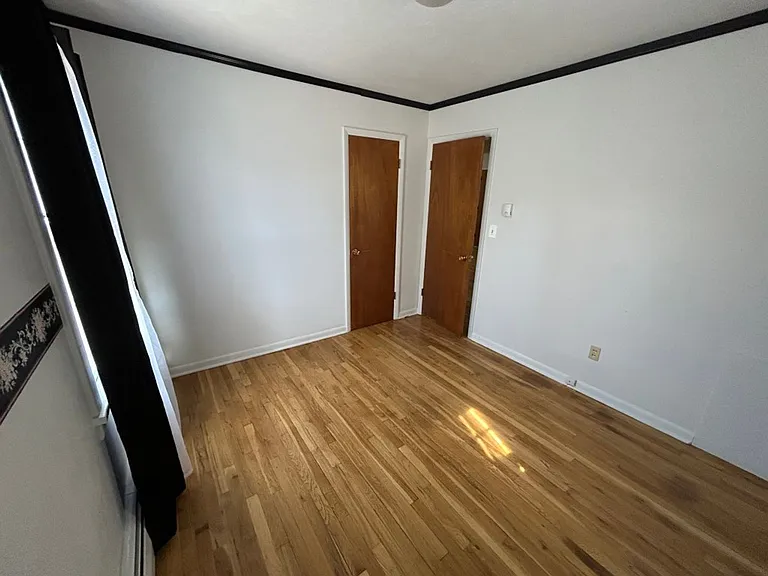 1013 E Park Ave — Photo 17
