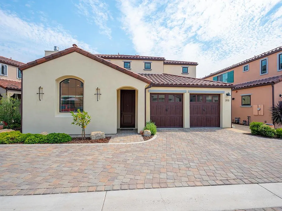 315 Tresana Ln