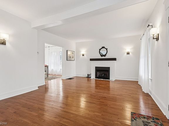 4th image of 9605 Baltic Rd