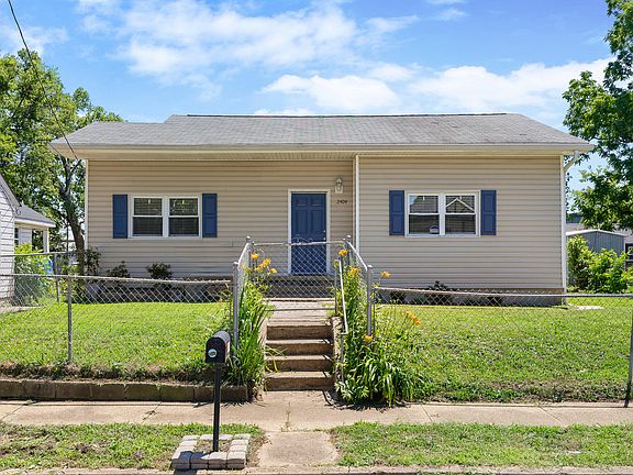 2nd image of 2404 Kirby Ave