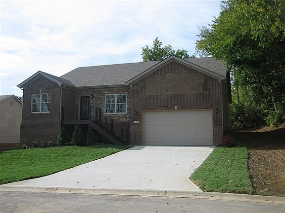 3rd image of 118 Bayberry Dr