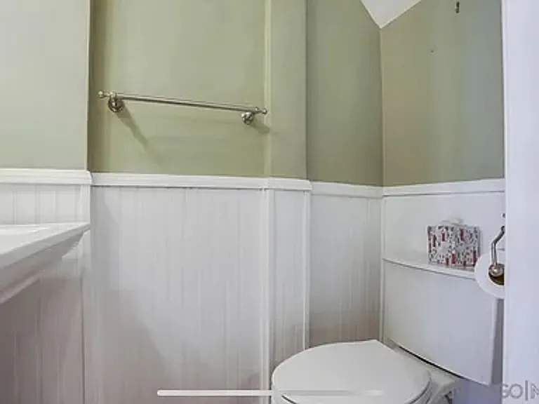 1111 Eureka St #8 — Photo 10