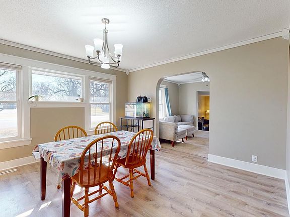 5th image of 321 3rd St