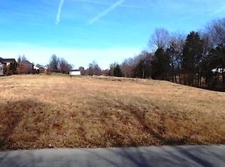 20 Stonehouse Rd, Bardstown, KY 40004